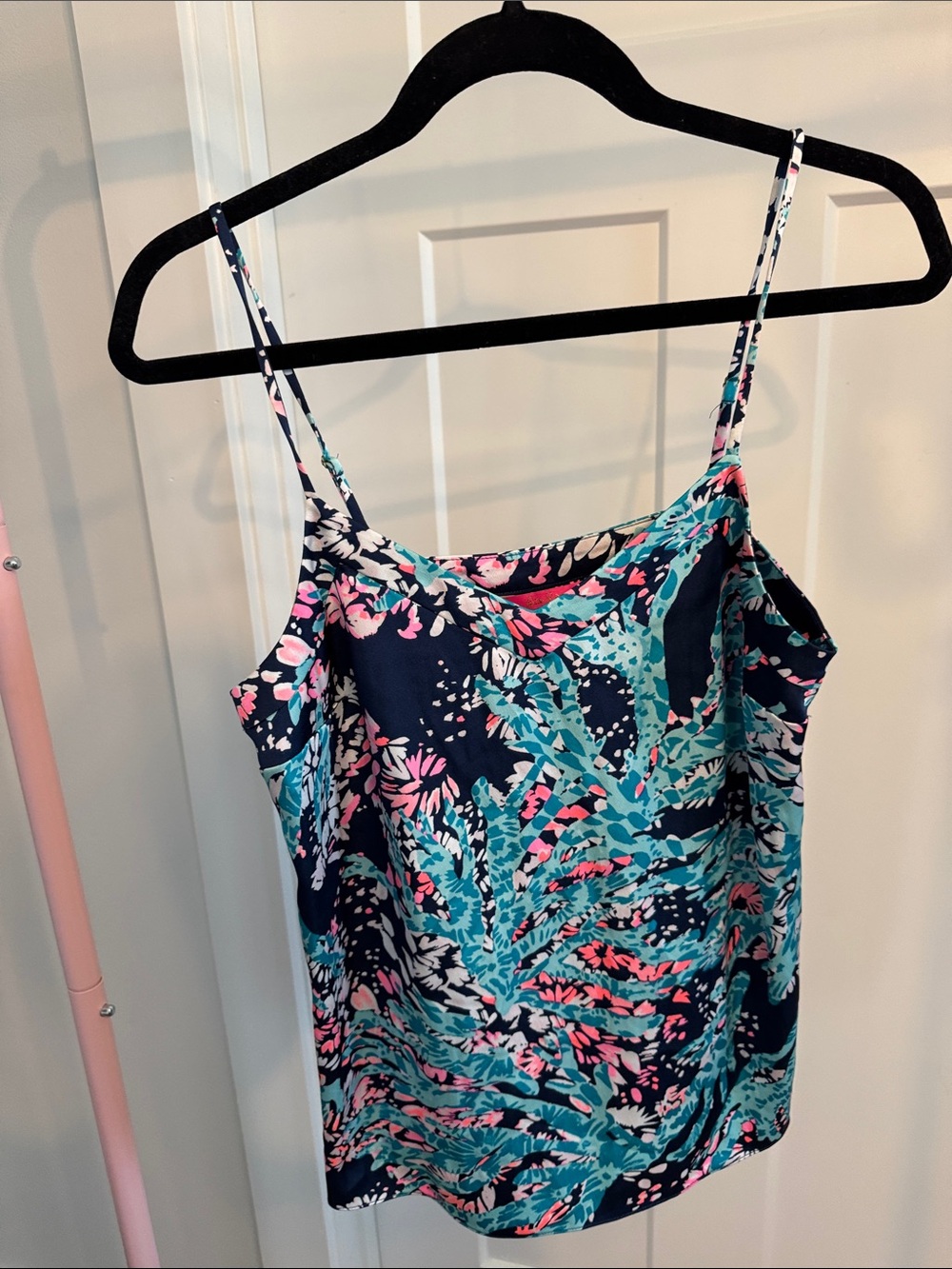 Lilly Pulitzer Navy Floral woman’s Sleeveless tank with Pink & Teal Accents